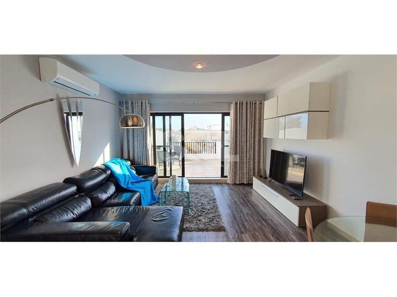 Penthouse in Sliema To Rent