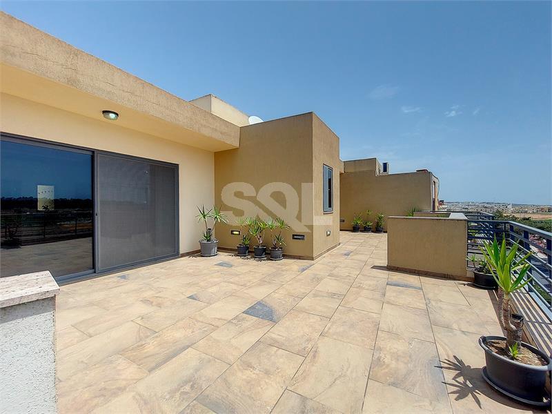 Penthouse in Mosta For Sale