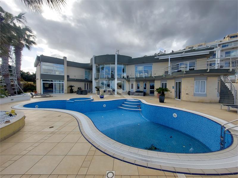 Villa in Mellieha For Sale