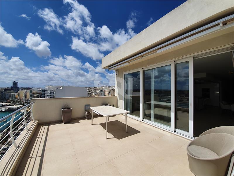 Penthouse in Sliema To Rent