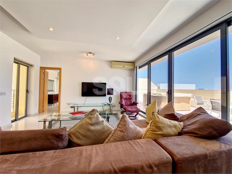 Penthouse in Ta' L-Ibrag To Rent