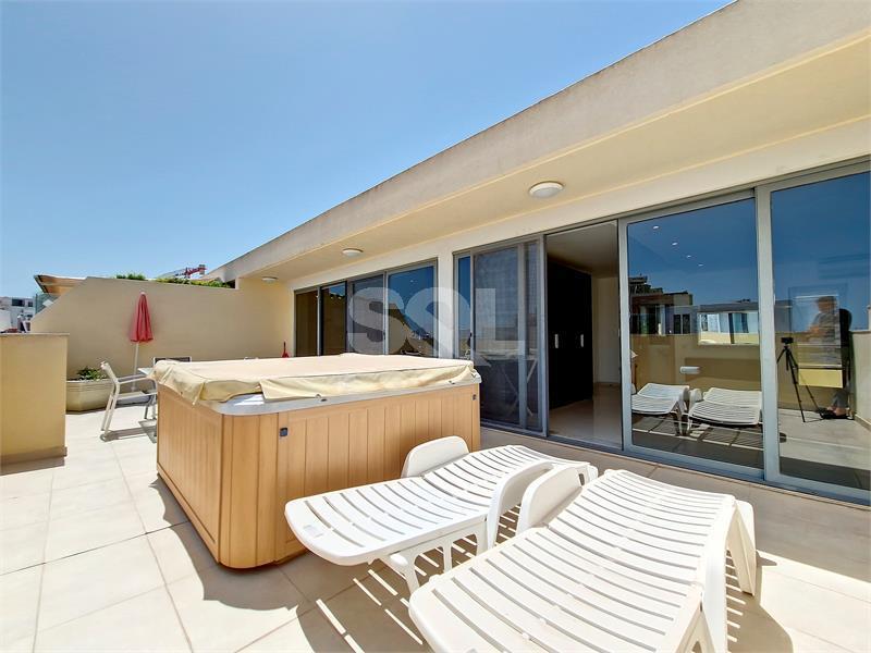 Penthouse in Ta' L-Ibrag To Rent