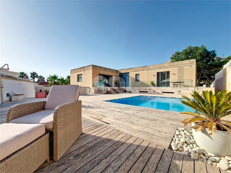 Villa in Mellieha To Rent