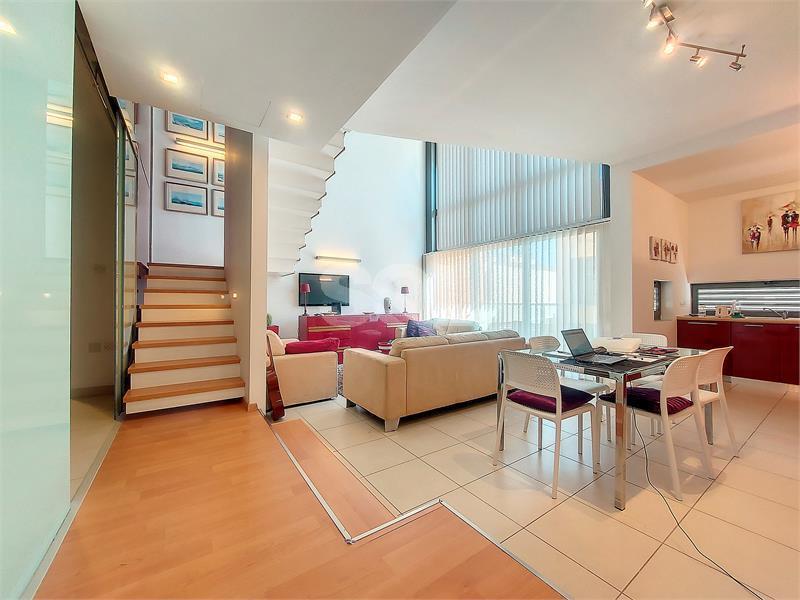 Duplex Apartment in Portomaso To Rent