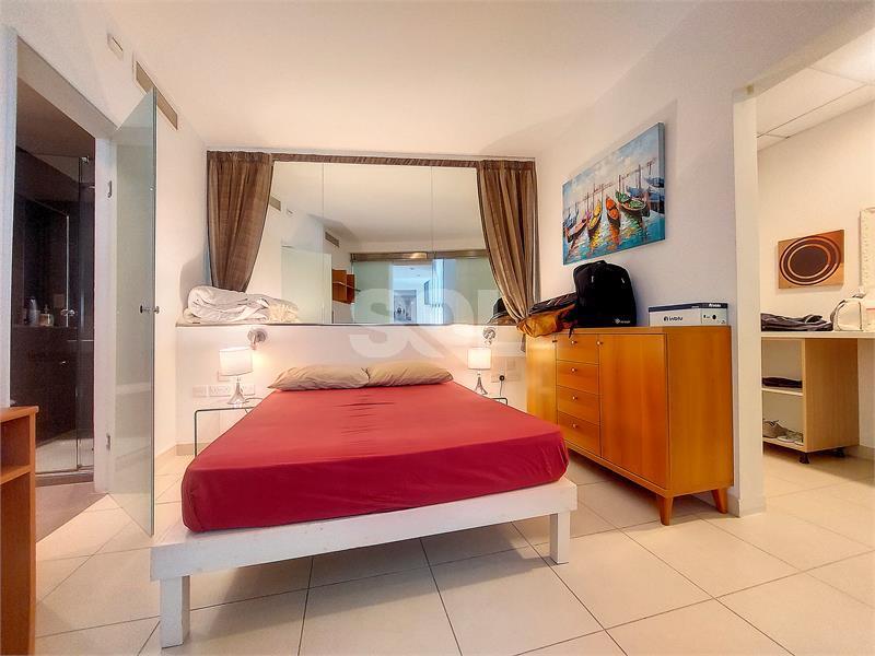 Duplex Apartment in Portomaso To Rent