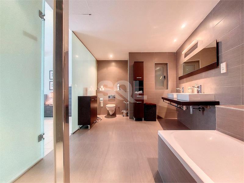 Duplex Apartment in Portomaso To Rent