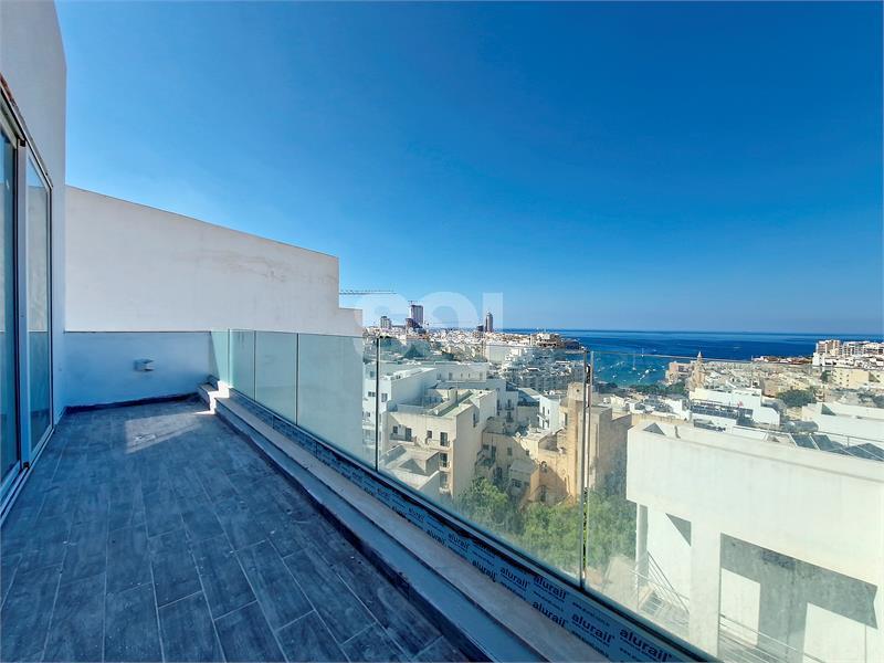 Penthouse in St. Julians To Rent