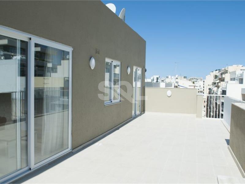 Penthouse in Sliema To Rent