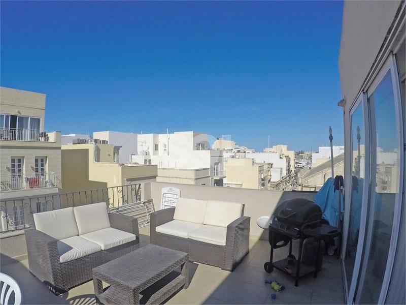 Penthouse in Gzira To Rent