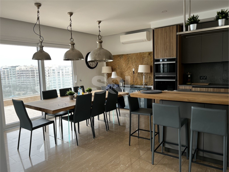 Penthouse in Sliema To Rent