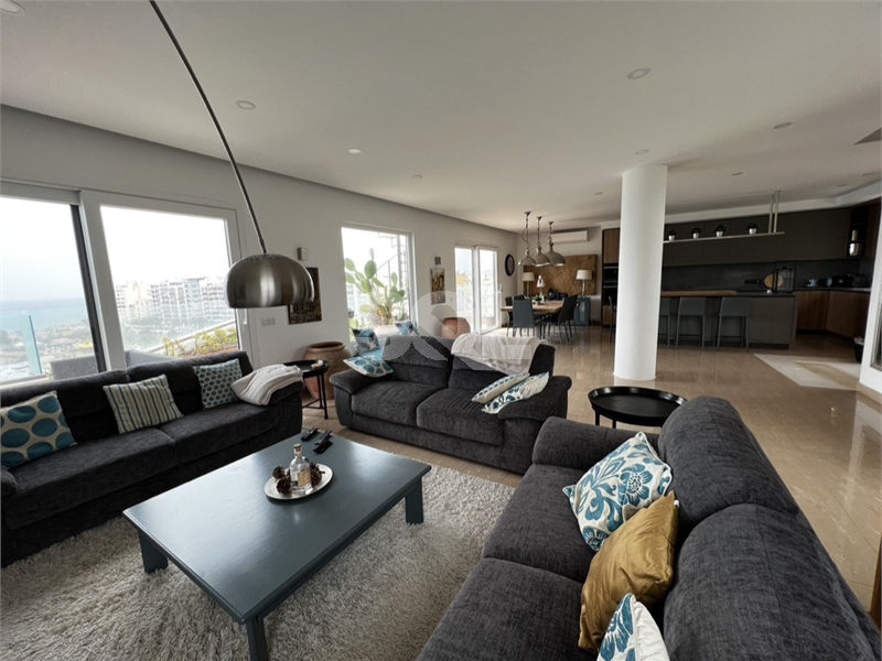 Penthouse in Sliema To Rent