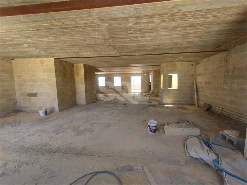 Warehouse in Marsa To Rent