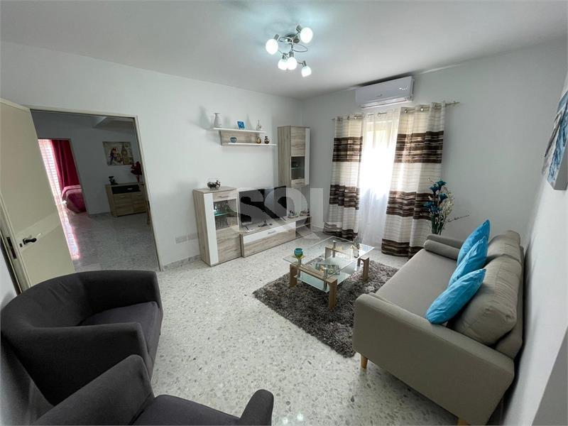 Apartment in Gzira To Rent