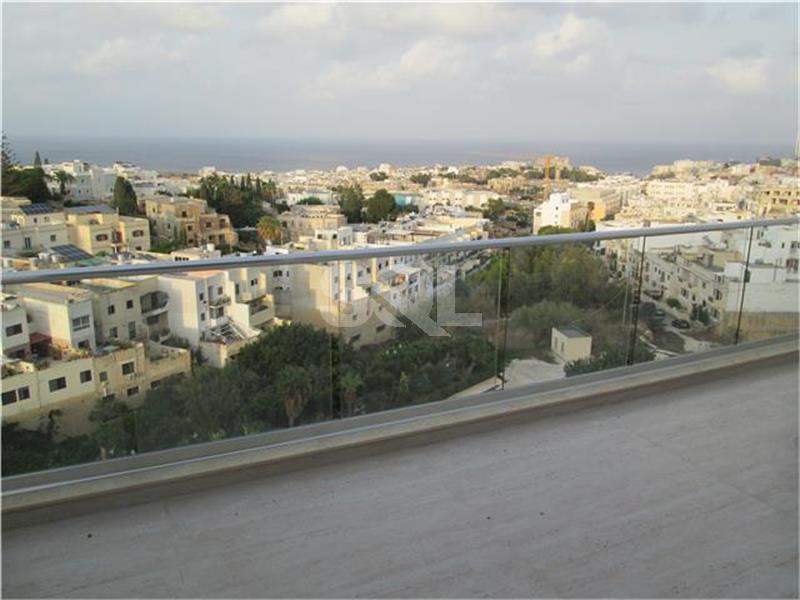 Penthouse in Ta' L-Ibrag To Rent