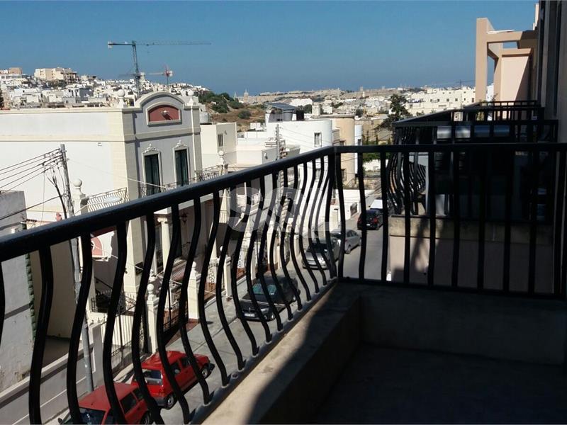 Penthouse in Birkirkara To Rent