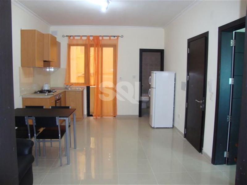 Apartment in Qawra To Rent