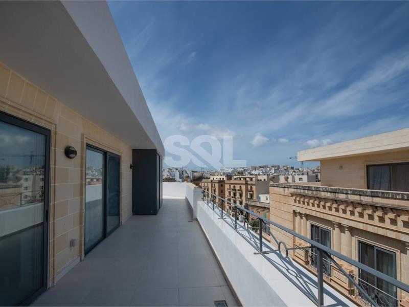 Penthouse in Sliema To Rent