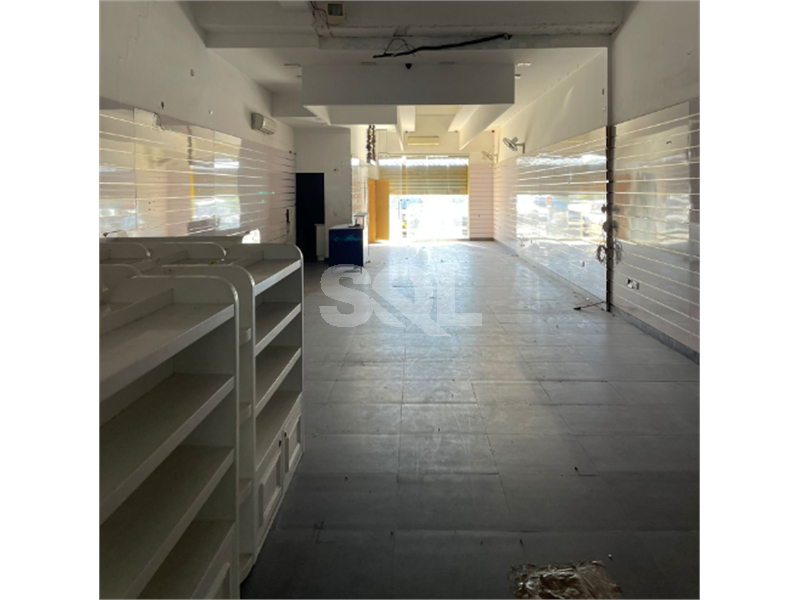 Retail/Catering in Sliema To Rent