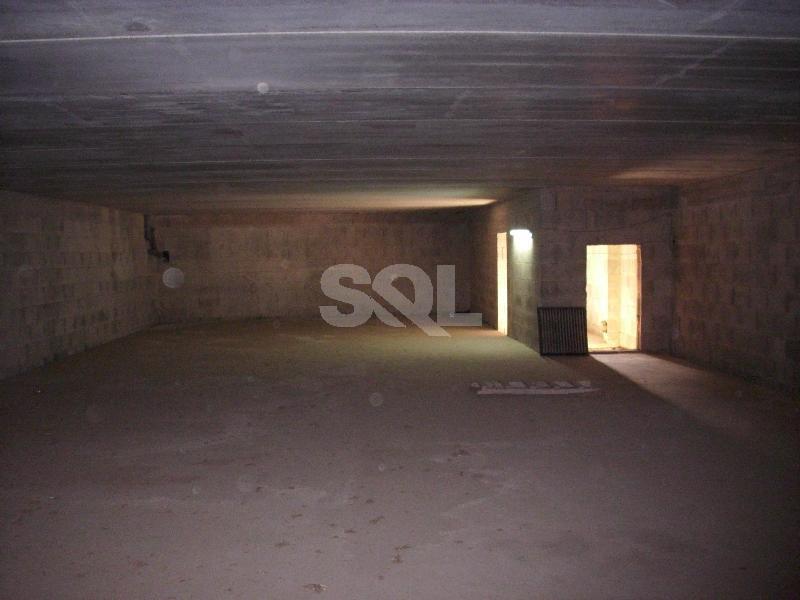 Warehouse in Qormi For Sale / To Rent