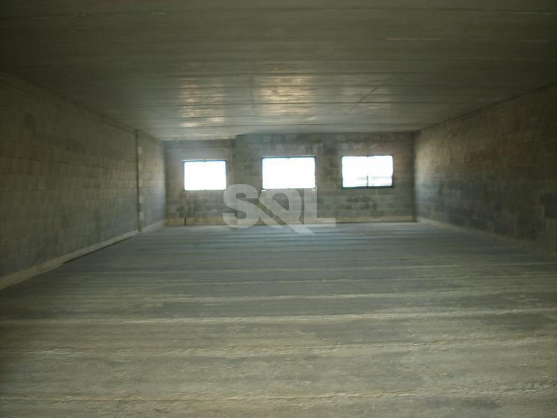 Warehouse in Qormi For Sale / To Rent