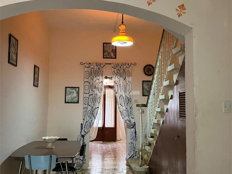 Townhouse in Zabbar For Sale