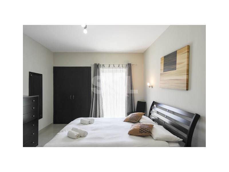 Apartment in Paceville To Rent