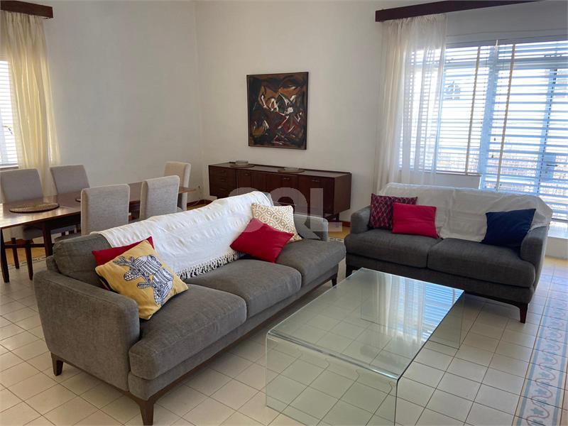 Apartment in Ta' Xbiex To Rent