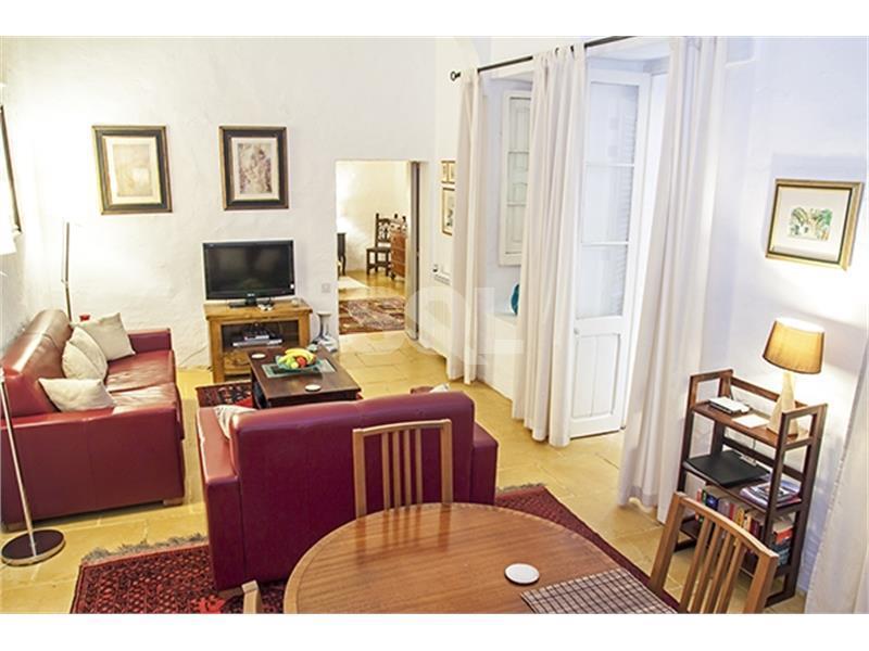 Apartment in Valletta To Rent