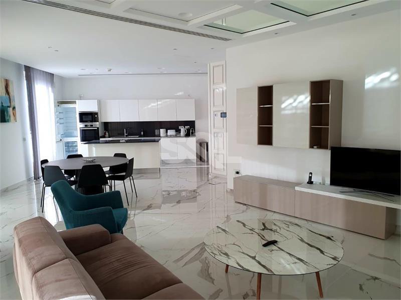 Apartment in Tigne Point To Rent