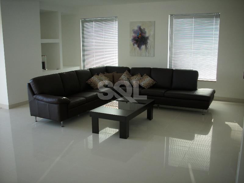 Penthouse in Ta' L-Ibrag To Rent