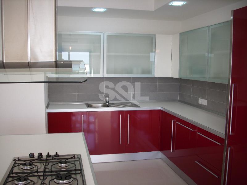 Penthouse in Ta' L-Ibrag To Rent
