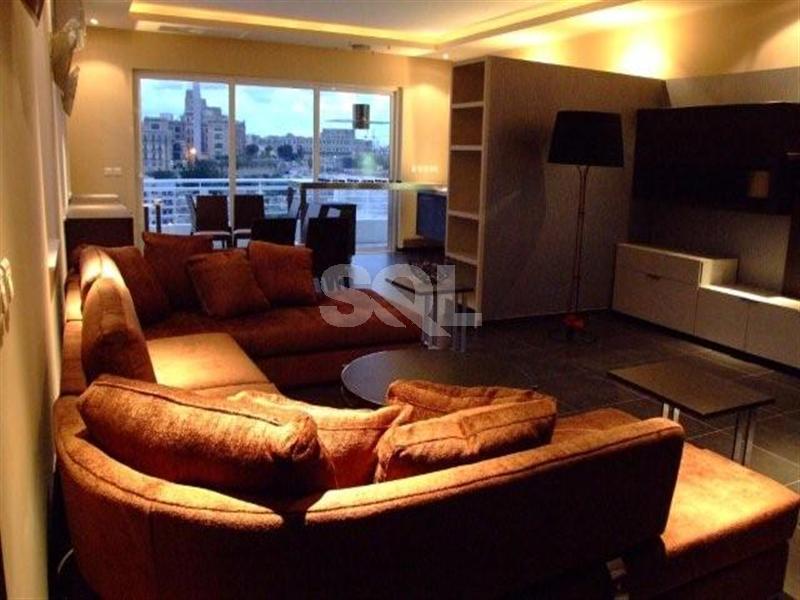 Penthouse in Ta' Xbiex To Rent