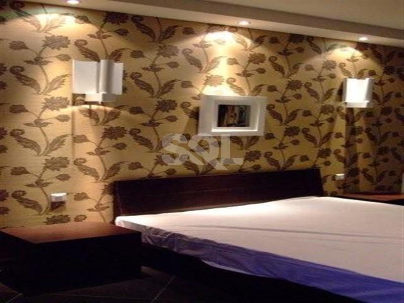 Penthouse in Ta' Xbiex To Rent