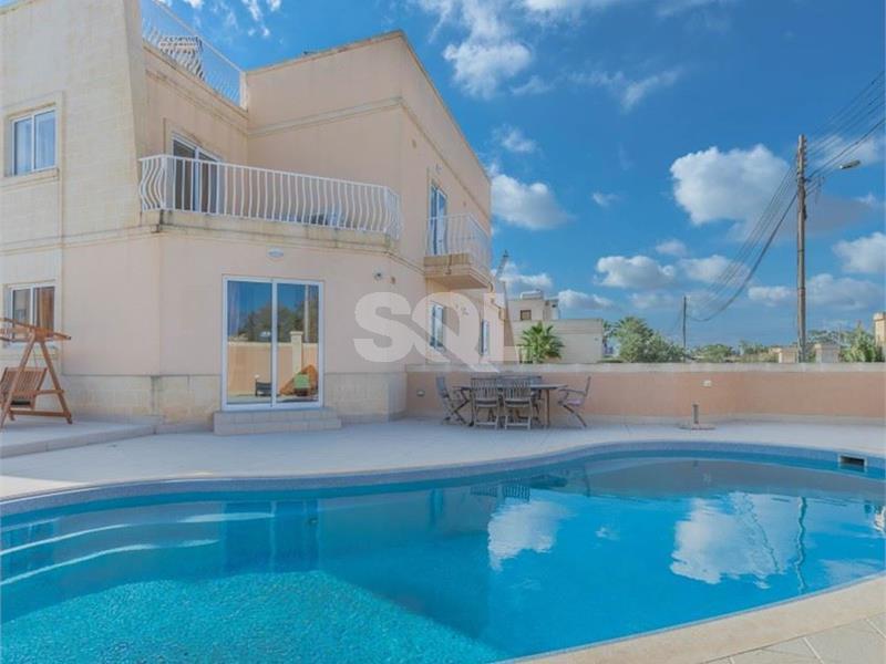 Semi-Detached Villa in Ta' L-Ibrag To Rent