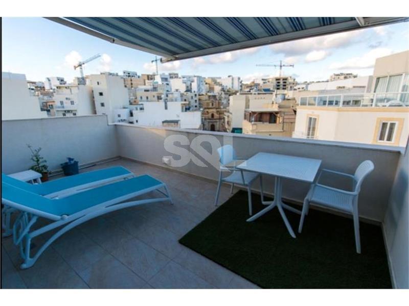 Penthouse in Gzira To Rent