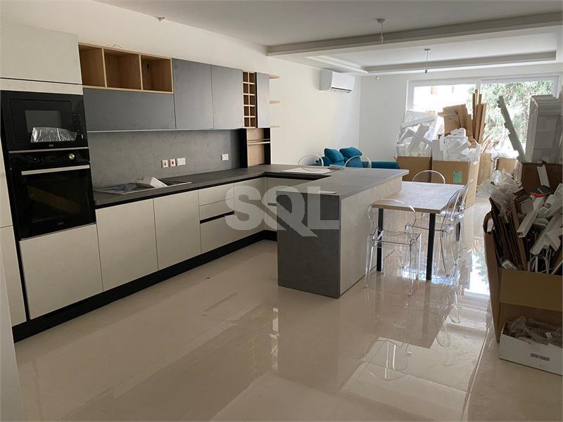 Apartment in Ta' Xbiex To Rent