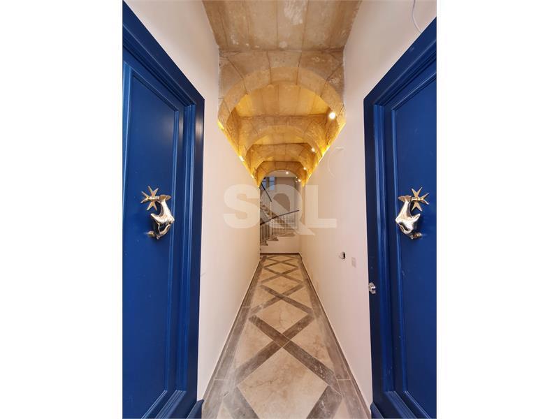 Townhouse in Valletta To Rent