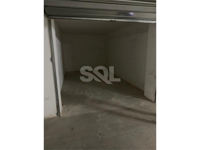 Garage in St. Paul's Bay To Rent