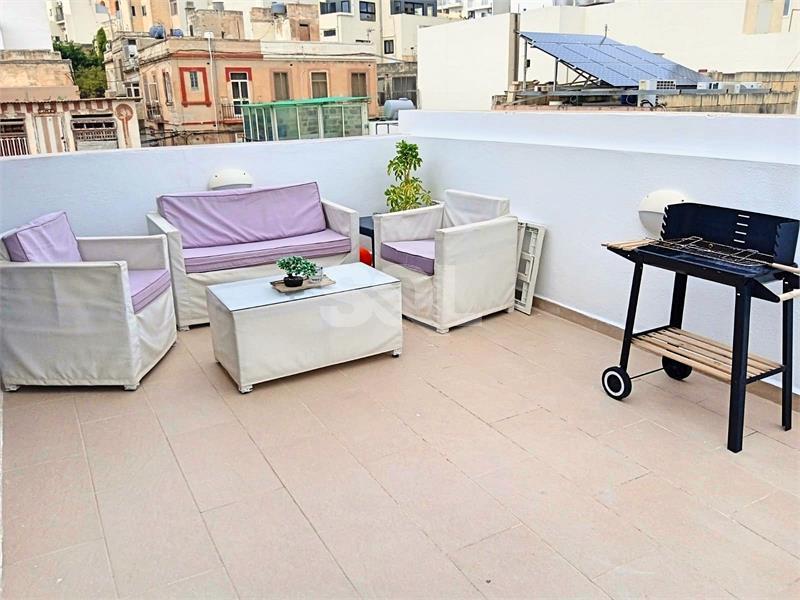 Penthouse in Sliema To Rent