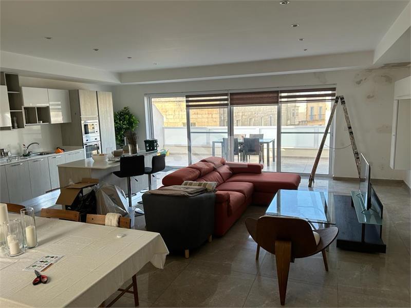 Apartment in Sliema To Rent