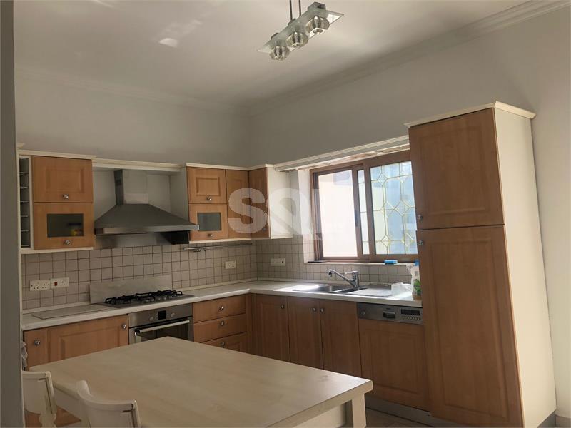 Apartment in Zebbug To Rent