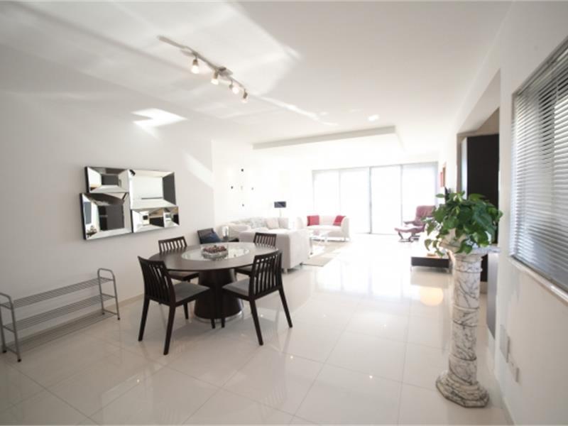 Penthouse in Swieqi To Rent