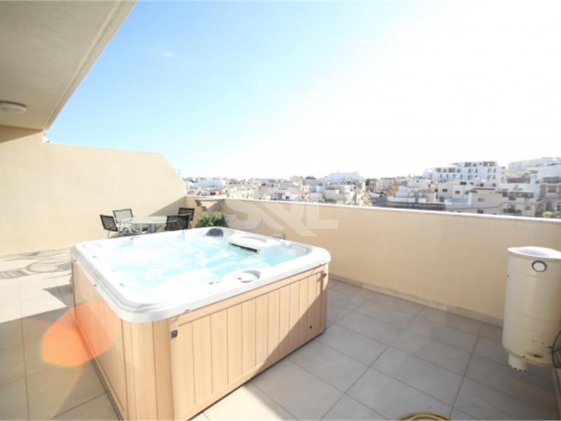 Penthouse in Swieqi To Rent