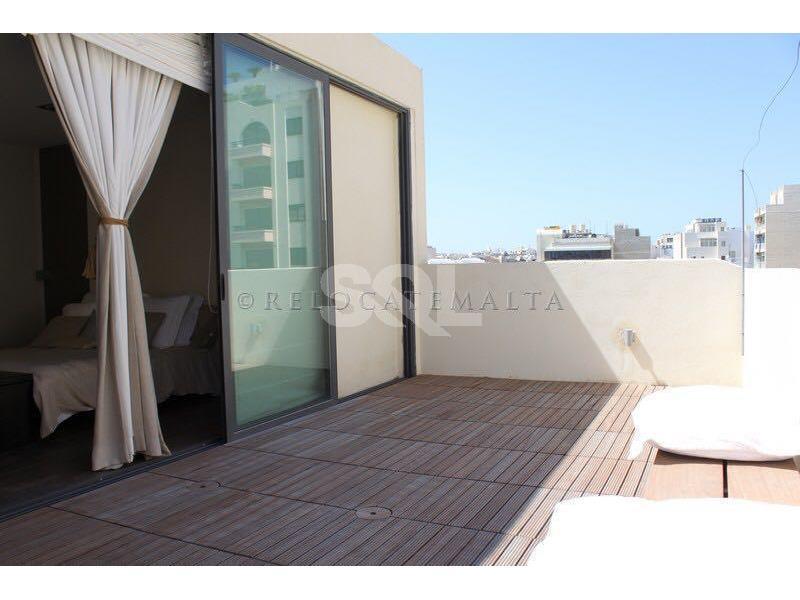 Penthouse in Sliema To Rent