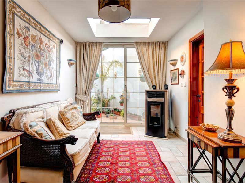 Townhouse in Attard To Rent