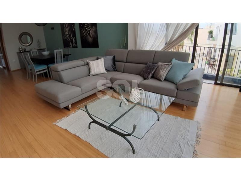 Duplex Penthouse in Sliema To Rent