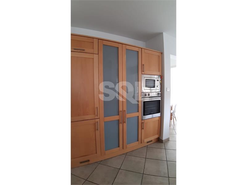 Duplex Penthouse in Sliema To Rent