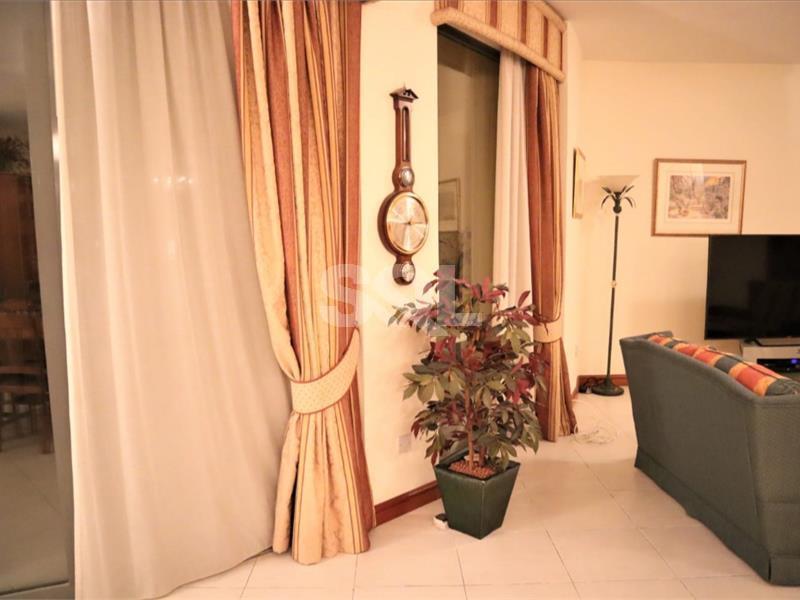 Apartment in Portomaso To Rent