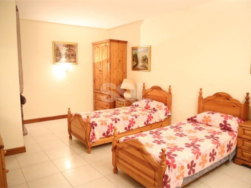 Apartment in Portomaso To Rent