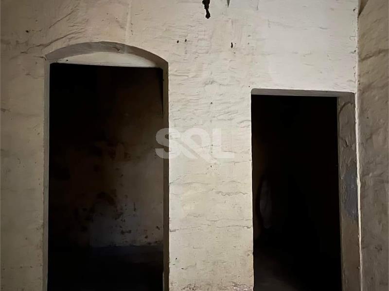 House of Character in Valletta To Rent